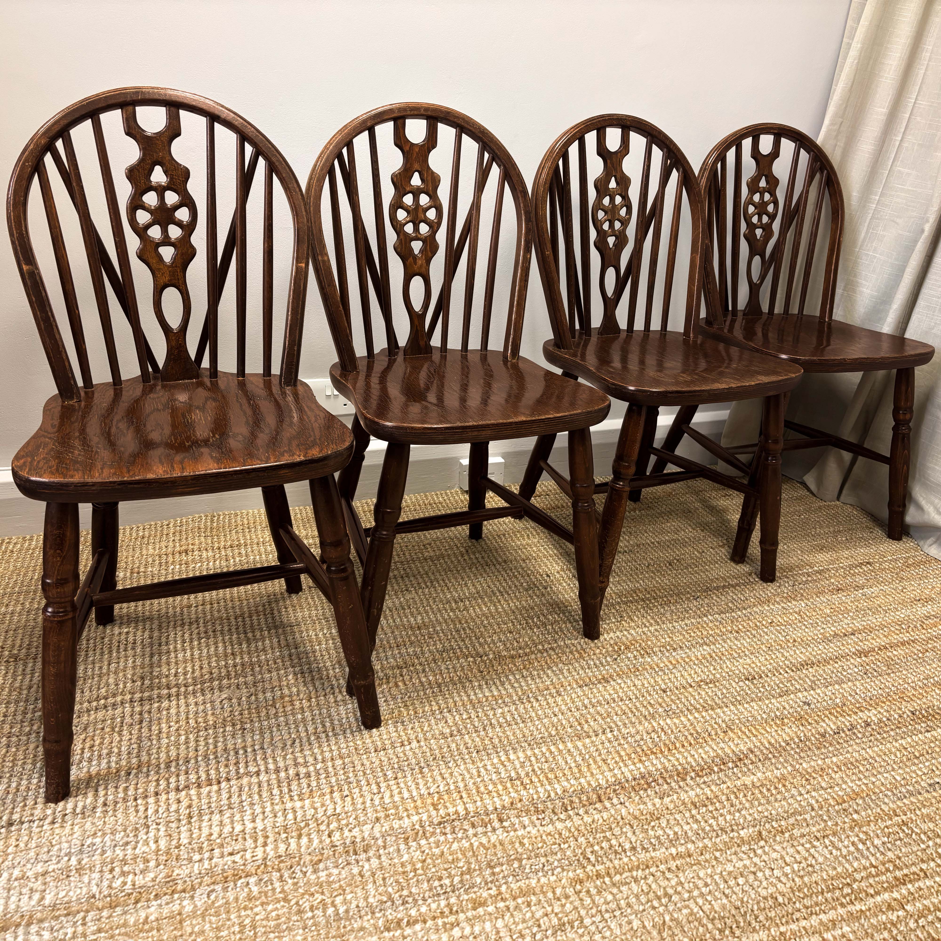 Vintage Romanian Wheelback Windsor Dining Chairs (Set of 4)